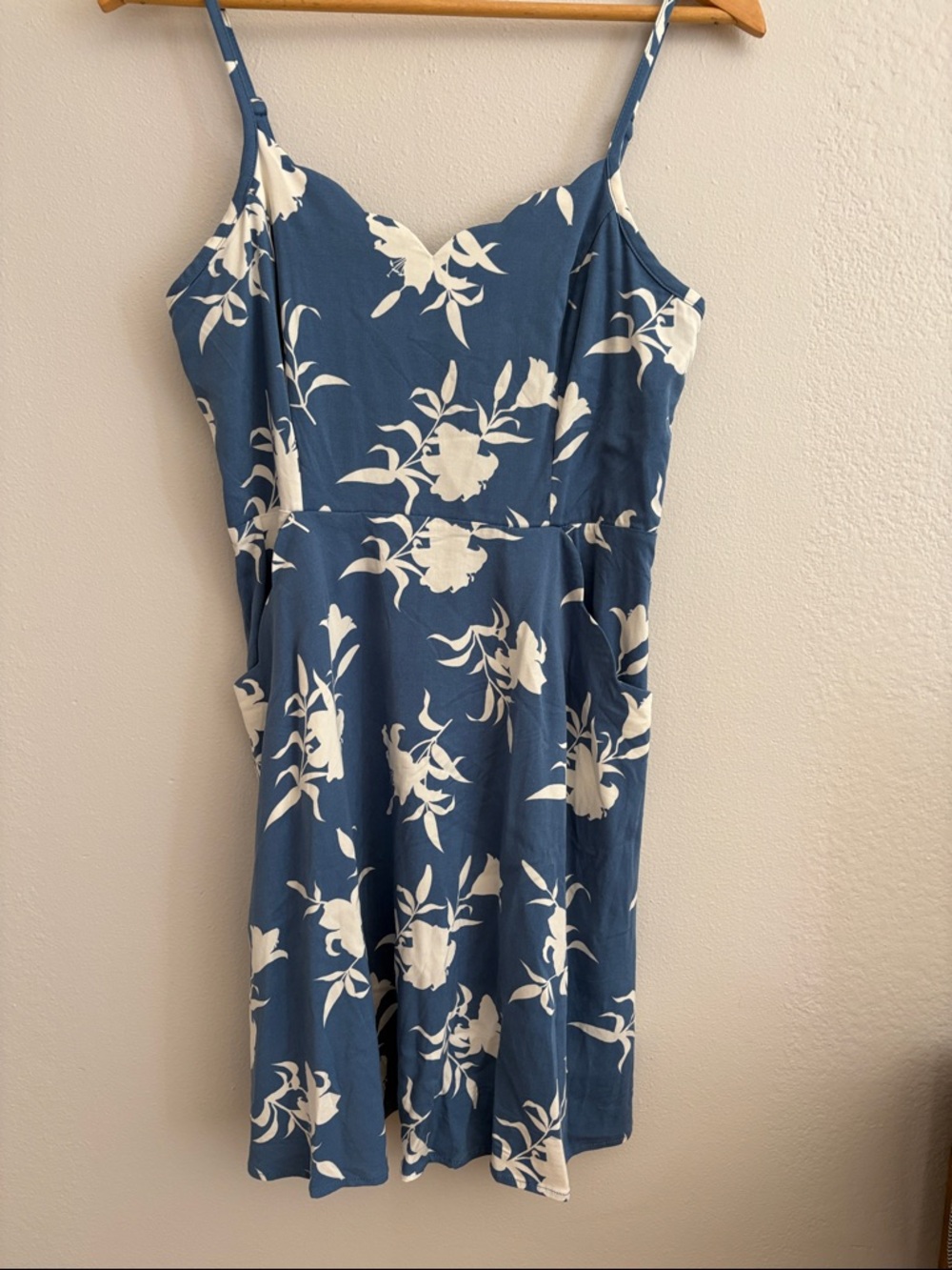 41 Hawthorn Blue and White Floral Spaghetti Strap Dress - Picture 2 of 6